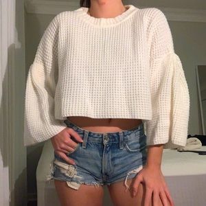 White crop top sweater knitwear